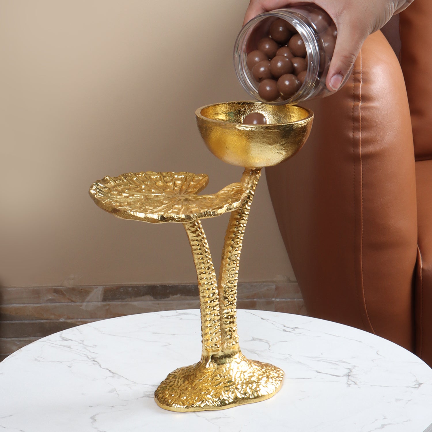 Gold Rush Metal Bowl and Plate Stand